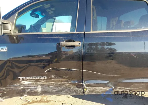 2015 Toyota Tundra Sr5 5.7L V8 из США, поврежденный, VIN 5TFDW5F16FX487556